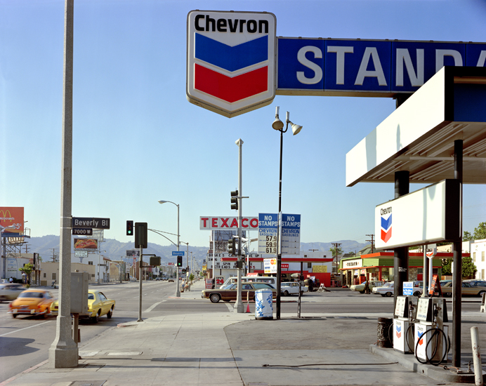 Stephen Shore, Beverly Boulevard and La Brea Avenue (21 June, 1975), Los Angeles, California, USA