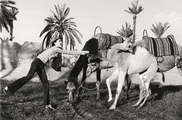 Arthur Elgort: Shalom Harlow; hair, Didier Malige; makeup, Mary Greenwell; Morocco 1996. From Grace