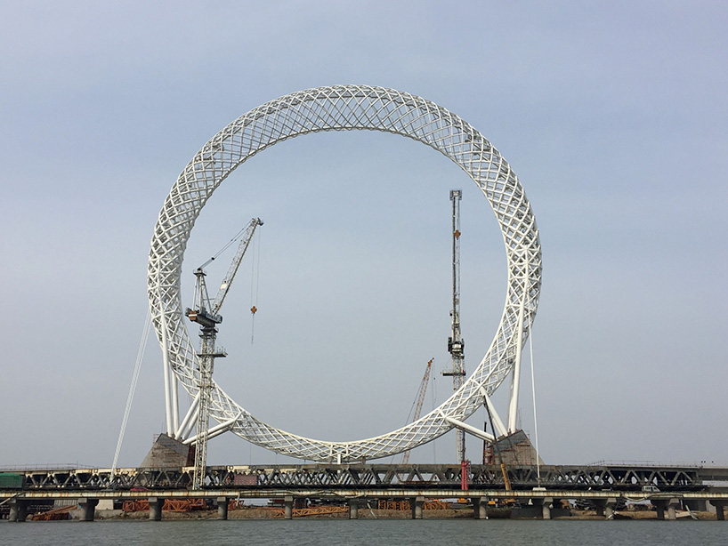 Bailing River Bridge Spokeless Ferris Wheel - China Construction Sixth Engineering Division- image courtesy China Construction Sixth Engineering Division