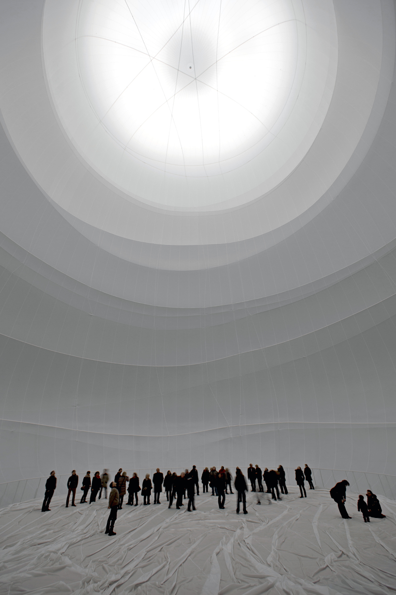 Visitors inside Big Air Package. Image by Wolfgang Volz