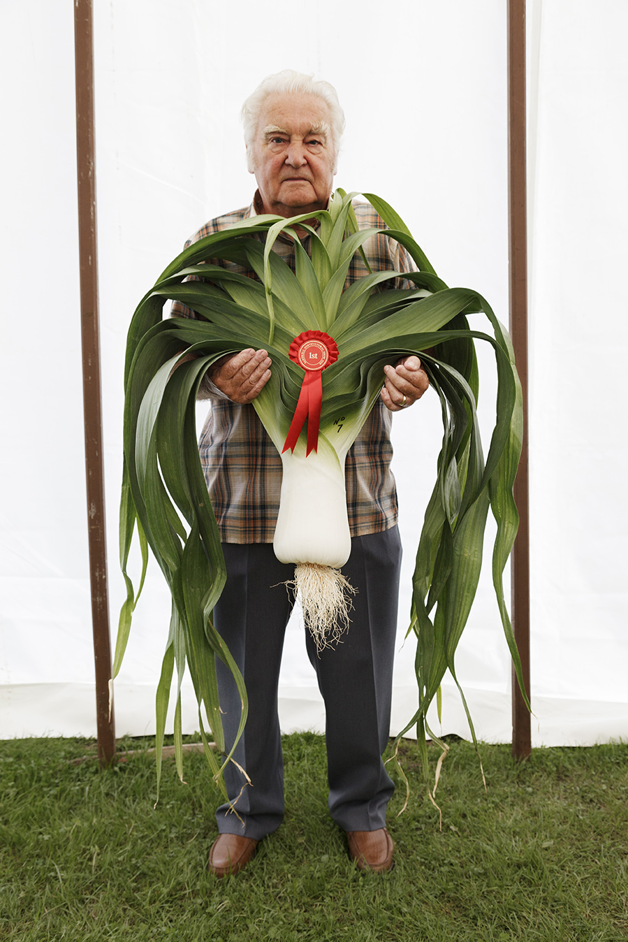 Norman Soper (best pot leek) Sandwell Show, by Martin Parr, from Black Country Stories (2010 - 2014)