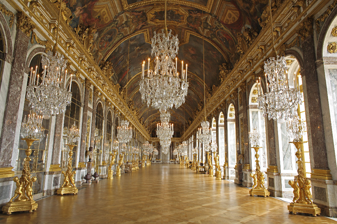 Galerie des Glaces, 1678–84, by Jules Hardouin Mansart and Charles Le Brun, as reproduced in The Art Museum