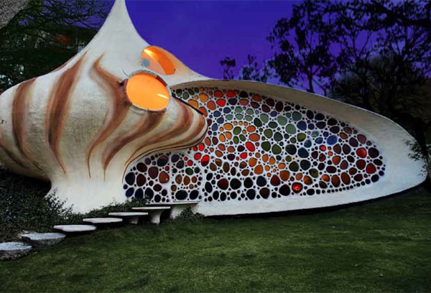 The Nautilus, a work from 2007 by Javier Senosiain  