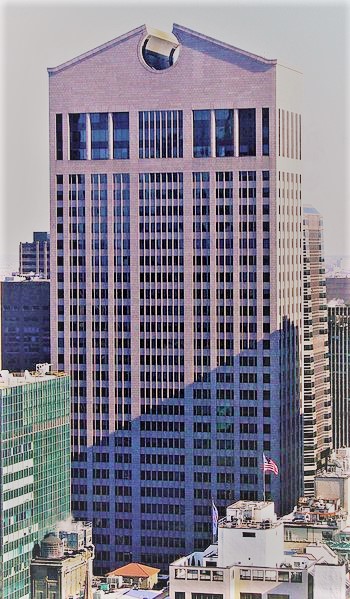 The AT&T Building, 550 Madison Avenue, 2007, by David Shankbone. Image courtesy of Wikimedia Commons