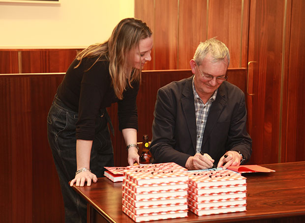 Martin Parr Real Food launch at E.Tautz - photo by Jose Cuevas http://www.josecuevas.co.uk