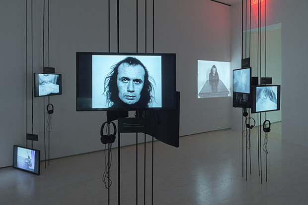 Installation view of Vito Acconci: Where We Are Now (Who Are We Anyway?), 1976 at MoMA PS1, 2016. Image courtesy of Acconci Studio and MoMA PS1. Photo by Pablo Enriquez.