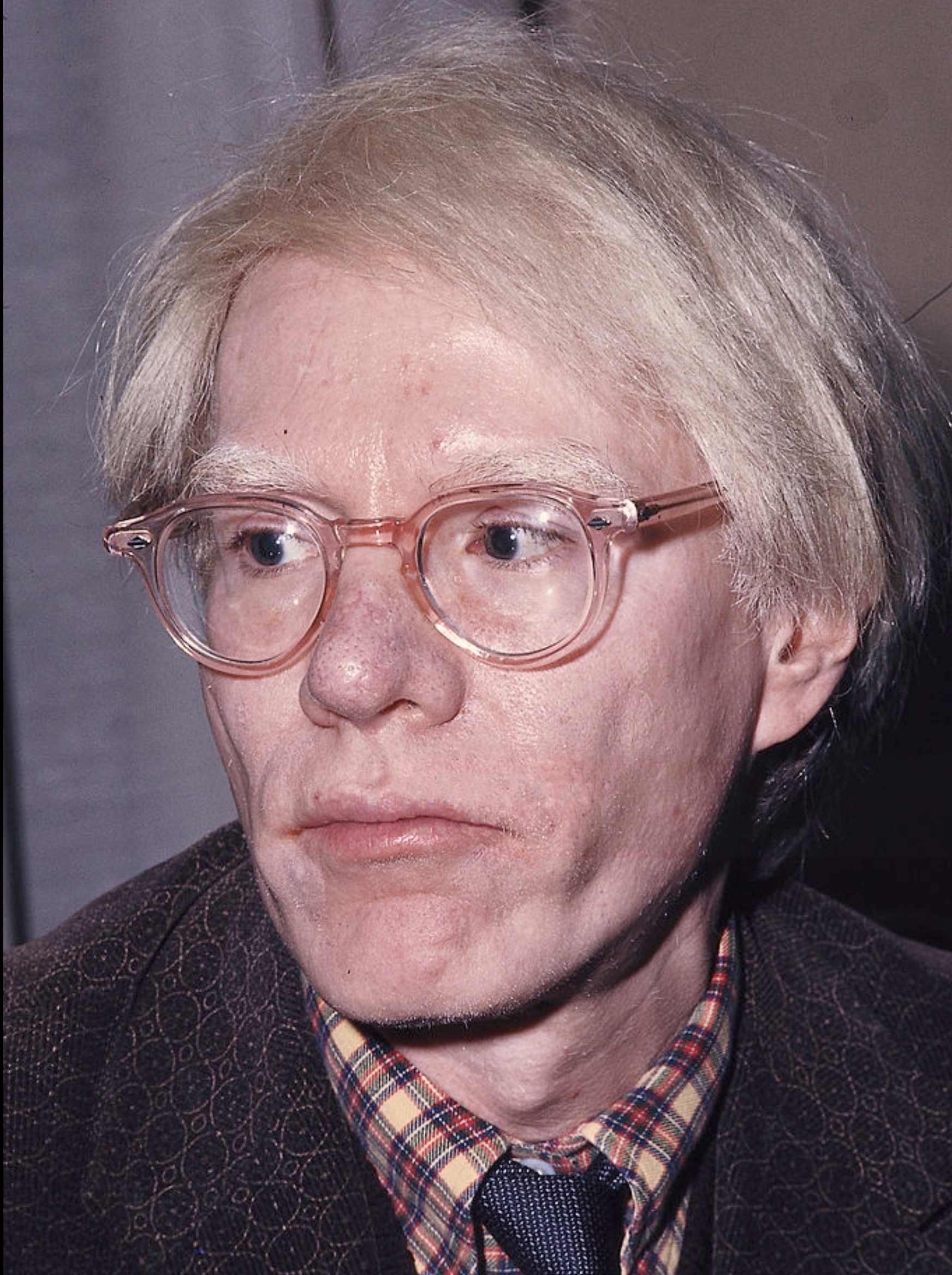 Portrait of Andy Warhol at his exhibition dedicated to Black transvestites in the US. Ferrara, November 1975 - photo courtesy Wikimedia Commons